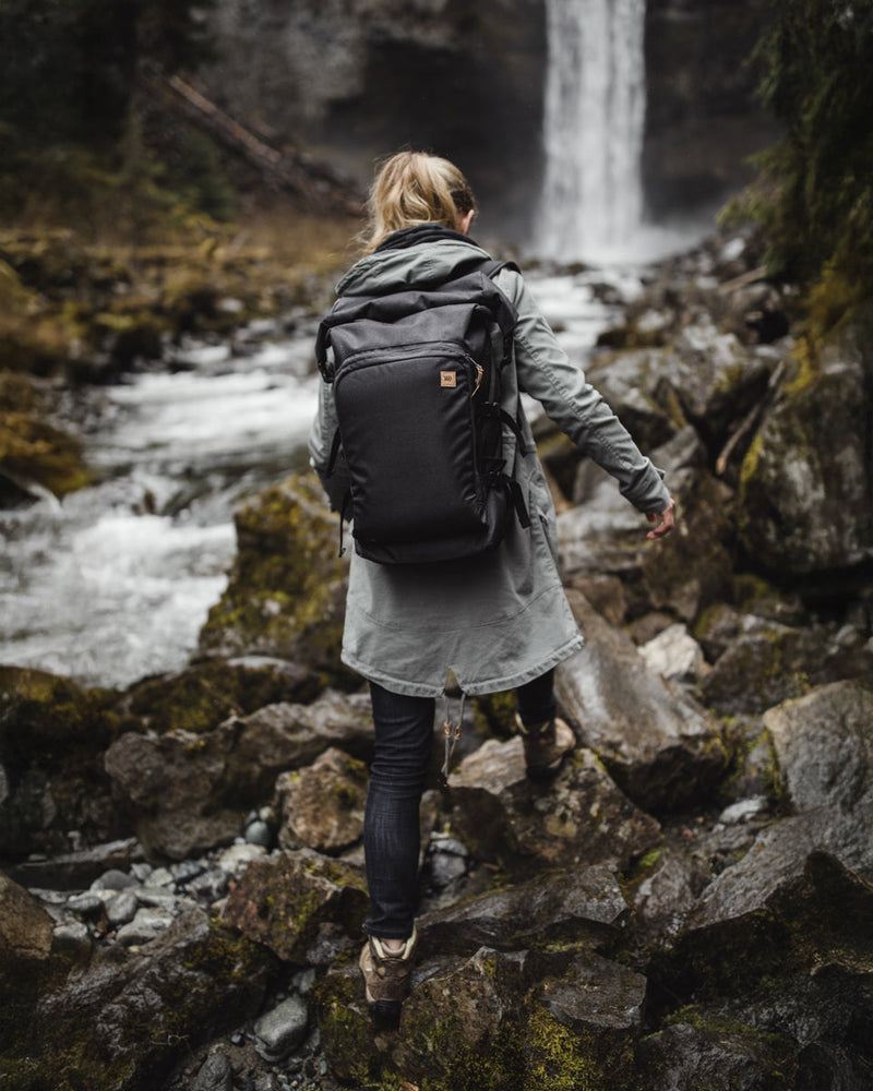 backpack traveler nulled Ungendered Mobius 35L Backpack
