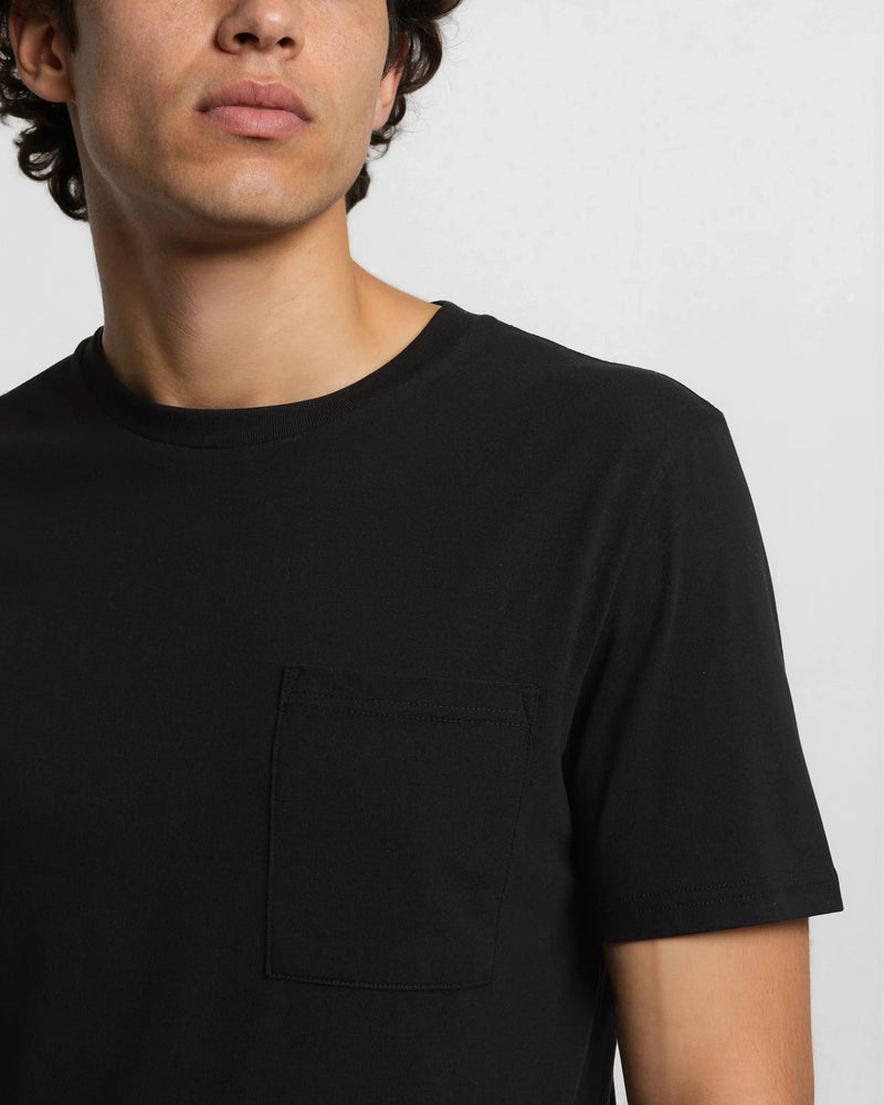 Black-Treeblend-Crew-Neck-Pocket-T-Shirt