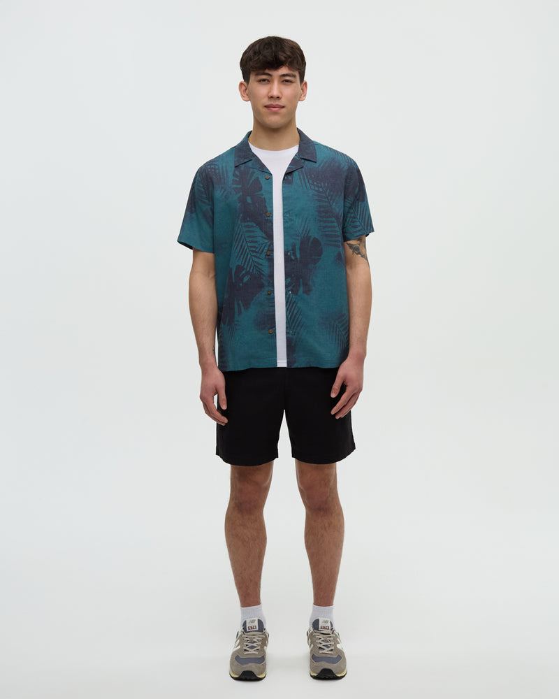 Blue-Relax-Shortsleeve-Graphic-Button-Up