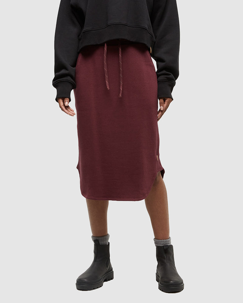 Burgundy-High-Rise-TreeFleece-Skirt *Model is 5'7.5", wearing size S