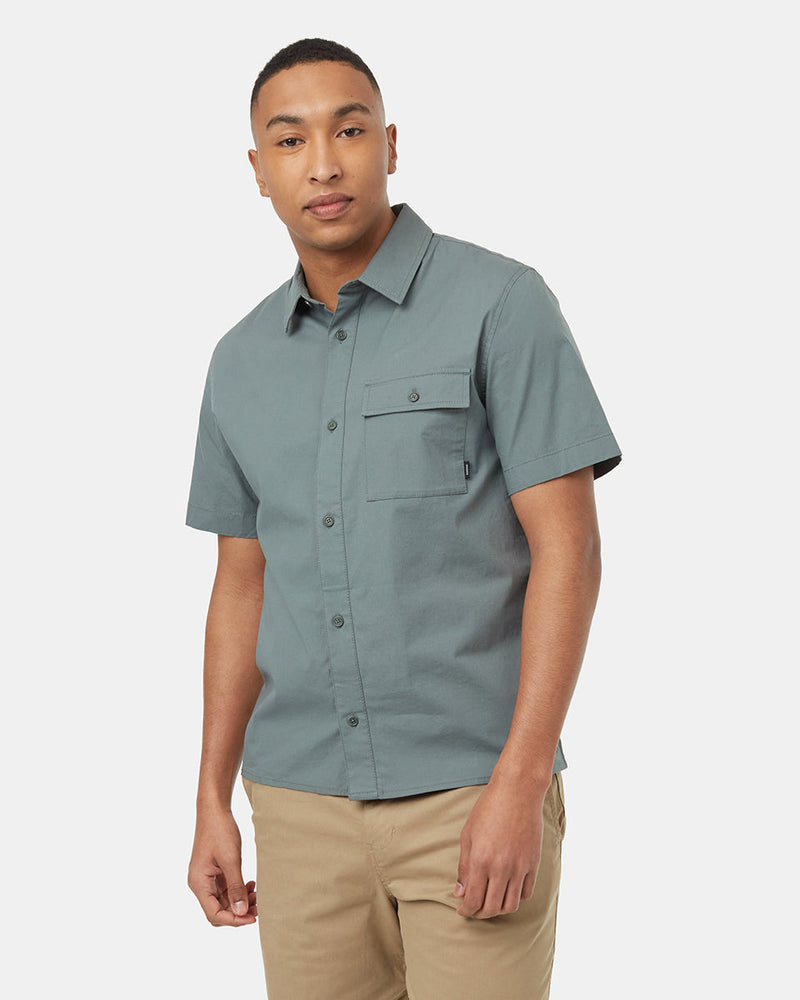 Green-Collared-Shortsleeve-Button-Up-Shirt