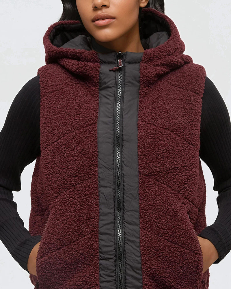 Multi-Relax-Reversible-Fleece-Vest